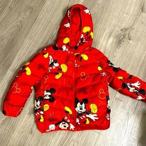Like new condition 100% Down parka for 6-8 years old unisex